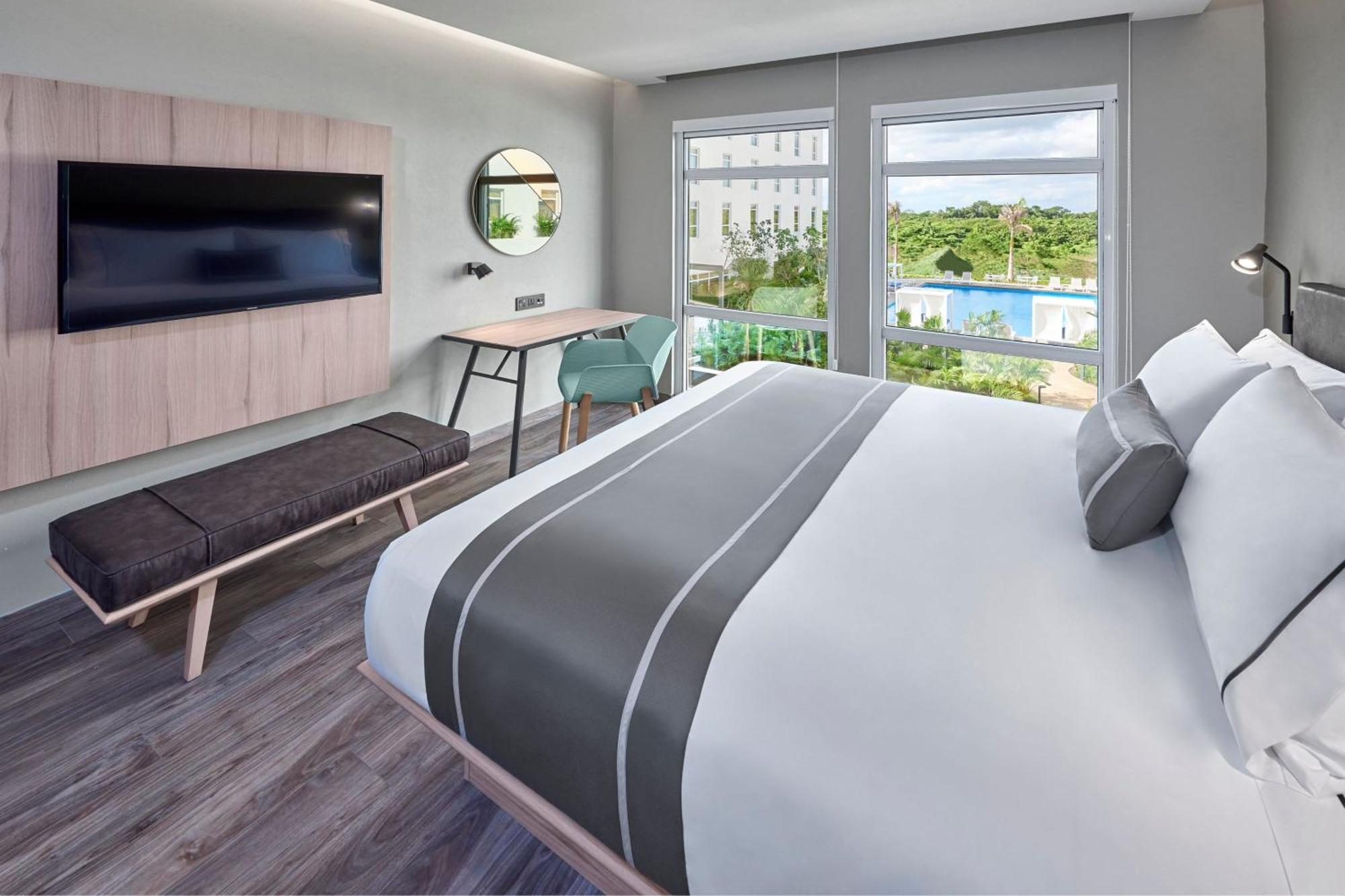 City Express Plus By Marriott Cancun Aeropuerto Riviera Exterior photo